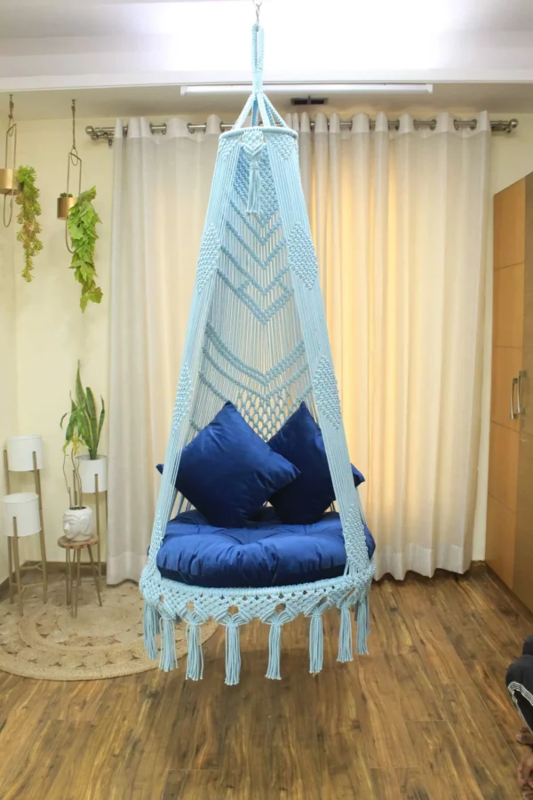 The Top knott BLUE HEAVEN swing chair